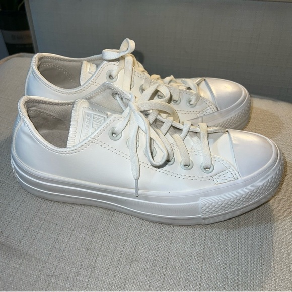 CONVERSE CHUCK TAYLOR All Star Low Chunky Platform Sneakers Women's Sz 6M - Picture 6 of 11